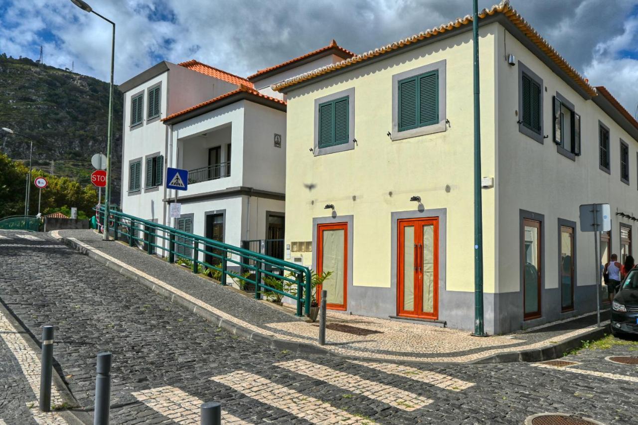 Apartment Largo Dos Milagres, A In Madeira