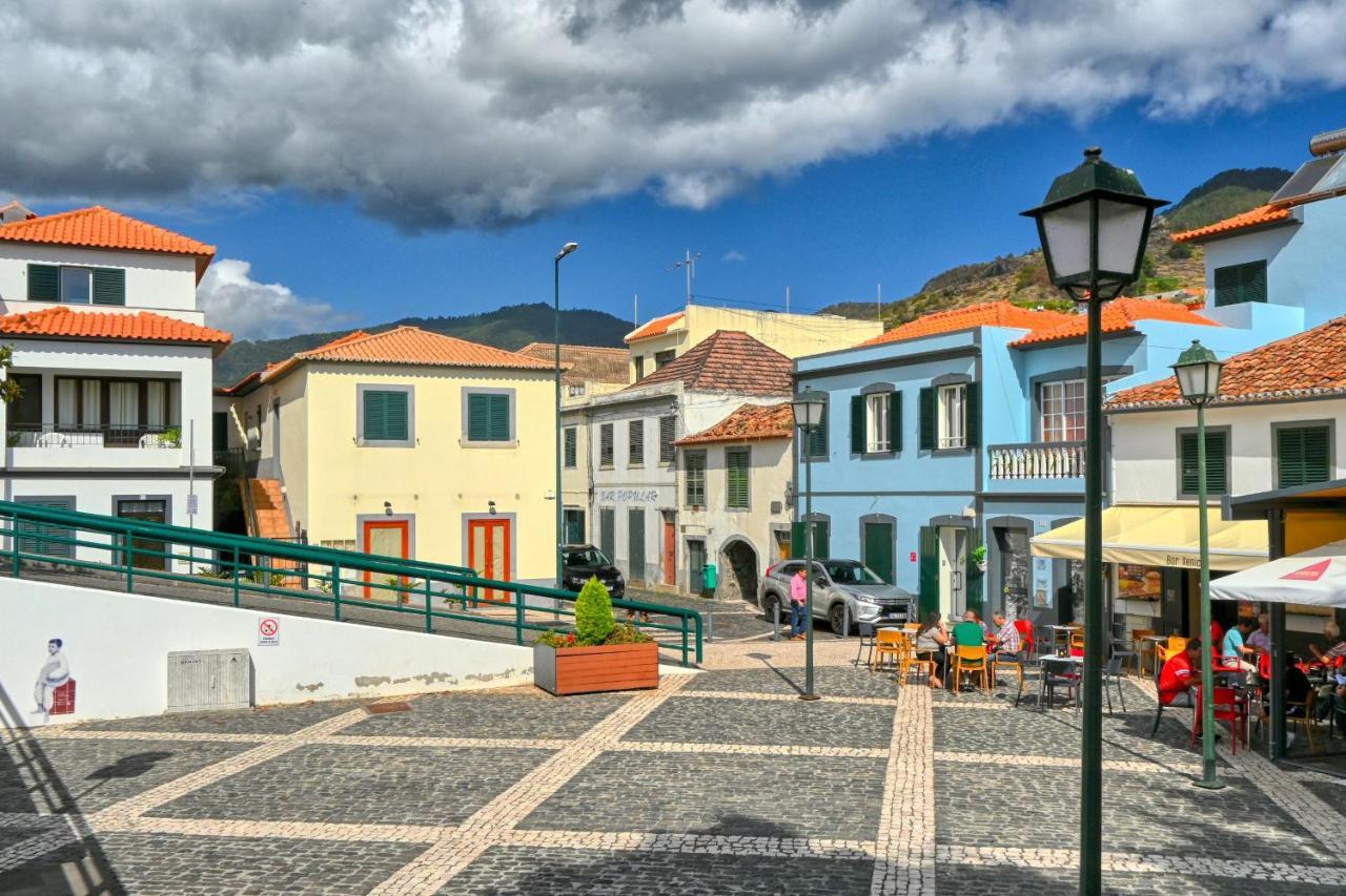 Largo Dos Milagres, A In Madeira *